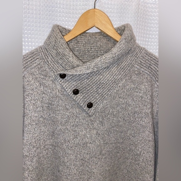 Men’s “America” Oatmeal 100% merino wool shawl collar knit sweater size XL - Picture 4 of 10